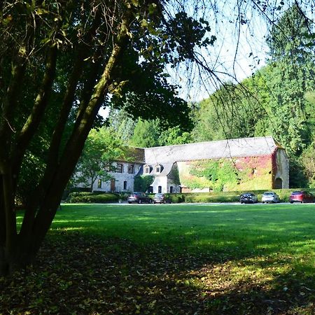 Hotel Le Moulin Des Ramiers Crupet Exterior photo